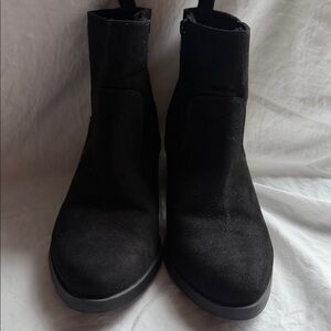 Old Navy Black Western Booties